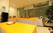 Others 4 GreenTree Inn Shandong Weihai Wendeng Baida Square