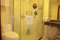 In-room Bathroom GreenTree Inn Shandong Heze Railway Station Busine