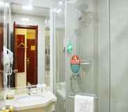 In-room Bathroom 2 GreenTree Inn Jiangsu Nanjing Xinjiekou Subway Sta