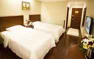 Bedroom 7 GreenTree Inn ShanDong ZiBo Flyover Business Hotel