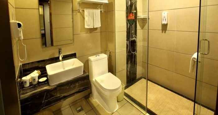 Toilet Kamar GreenTree Inn YaLongWan YingBin Ave JiYang