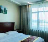 Bedroom 3 GreenTree Inn ShanDong HeZe MuDan Road Bus Termina