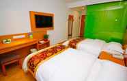 Bedroom 5 Vatica JiangSu YangZhou Dongguan Street Hotel