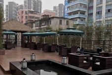 Hồ bơi Relax Season Hotel Dongmen