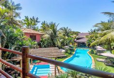 游泳池 3 Vira Canoa