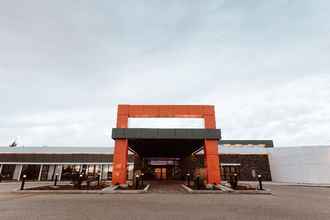 Bangunan 4 Coast Nisku Inn & Conference Centre