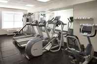 Fitness Center Country Inn & Suites by Radisson, Camp Springs, MD