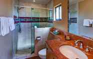 In-room Bathroom 3 Hacienda del Sol Guest Ranch Resort