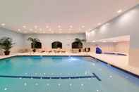 Swimming Pool Staybridge Suites Ann Arbor- Research Pkwy