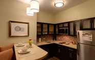 Bilik Tidur 6 Staybridge Suites Ann Arbor- Research Pkwy