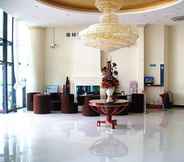 Lobby 3 GreenTree Inn Anting Motor City Express Hotel