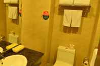 In-room Bathroom GreenTree Inn Dazhong  International Auto City Bus