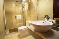 In-room Bathroom GreenTree Inn New District YangSi Metro Station Ya