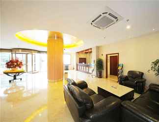 Lobi 2 GreenTree Inn (Shanghai W Huaxia Rd Metro Station)