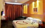 Bedroom 3 GreenTree Alliance BaYi Road Walking Street Hotel