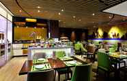 Restaurant 3 Hampton by Hilton Guangzhou Zhujiang New Town