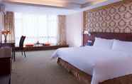 Bedroom 5 Vienna Hotel Shenzhen Longgang Shengping