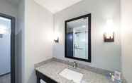 In-room Bathroom 7 Comfort Inn & Suites Oklahoma City near Bricktown