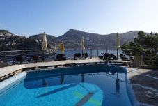 Swimming Pool Apartamentos Liedtke Museum