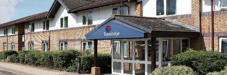 Exterior Travelodge Bicester Cherwell Valley