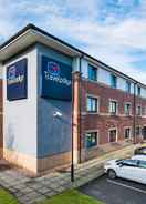 EXTERIOR_BUILDING Travelodge Dunfermline