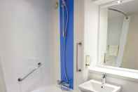 In-room Bathroom Travelodge Kendal