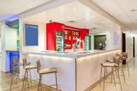 Bar, Cafe and Lounge Travelodge London Crystal Palace