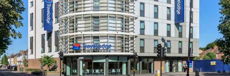 Exterior Travelodge London Hounslow