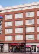 EXTERIOR_BUILDING Travelodge Maidenhead Central