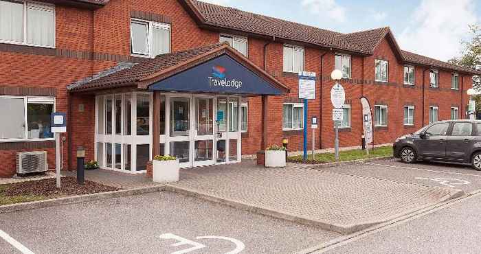 Bangunan Travelodge Newbury Chieveley M4