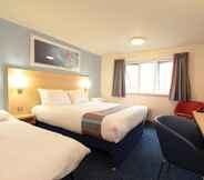 Bilik Tidur 2 Travelodge Newbury Chieveley M4