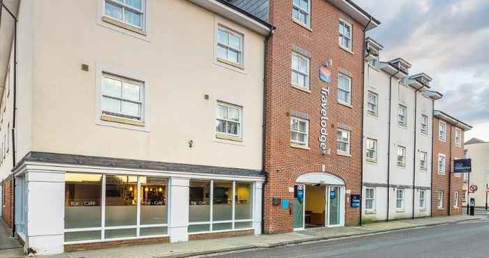 Luar Bangunan Travelodge Newport Isle of Wight