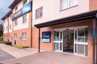 Bangunan Travelodge Porthmadog