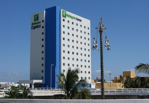 Bangunan Holiday Inn Express Veracruz Boca del Rio