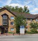 EXTERIOR_BUILDING Travelodge Staines
