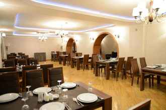 Restoran 4 Kaspia Yeddi Gozel