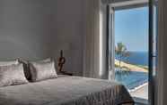 Phòng ngủ 2 Senses Luxury Villa