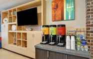 Bar, Cafe and Lounge 2 Home2 Suites by Hilton Hilton Head