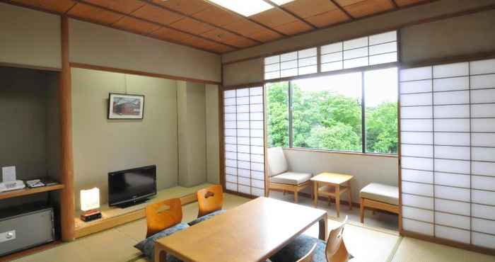 ห้องนอน Gosho Nishi Kyoto Heian Hotel