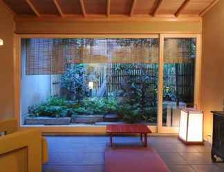 Sảnh chờ 2 Kanamean Nishitomiya Ryokan