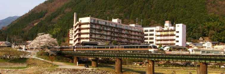 ภายนอกอาคาร Gero Onsen Bosenkan