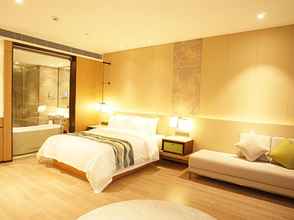 Bedroom 4 Maison New Century Hotel Hangzhou Xiaoshan