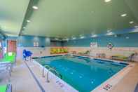 Swimming Pool Holiday Inn Express and Suite Milroy - Reedsville