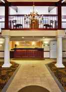 LOBBY AmericInn by Wyndham Beaver Dam