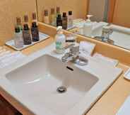 In-room Bathroom 3 Watari