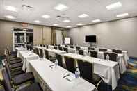 Functional Hall Homewood Suites by Hilton Detroit/Warren, MI