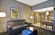 Bedroom 6 Homewood Suites by Hilton Detroit/Warren, MI