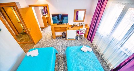 Others 2 Golden Inn Hotel Uzungol