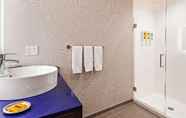 In-room Bathroom 2 GLo Best Western DeSoto