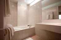 In-room Bathroom Logis Hotel la Vieille Ferme